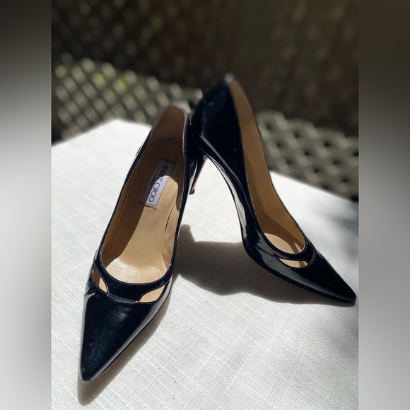 AUTHENTIC JIMMY CHOO PATENT LEATHER HEELS - Picture 2 of 9